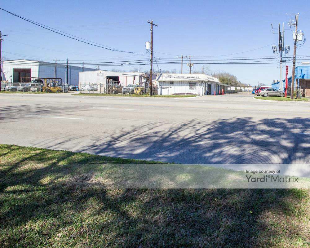 Greenspoint Store & Lock 1209 Aldine Bender Road, Houston RentCafe